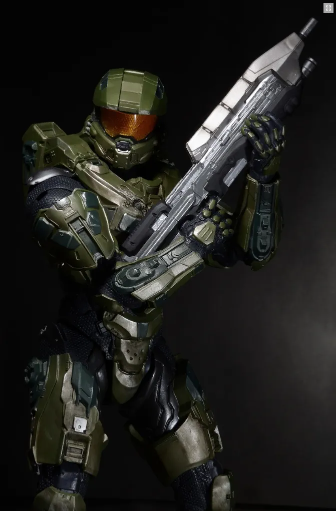 Say Halo To Your First Look At NECA’s Finished Master Chief Figure